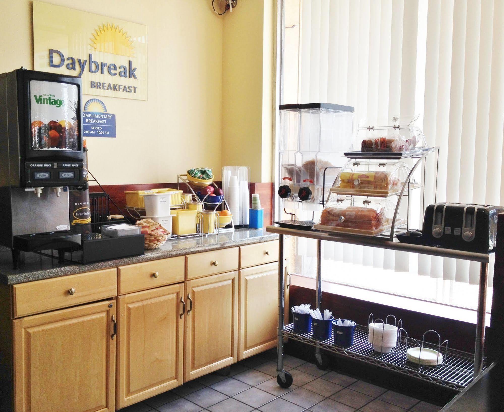 Days Inn By Wyndham Atlantic City Beachblock Extérieur photo